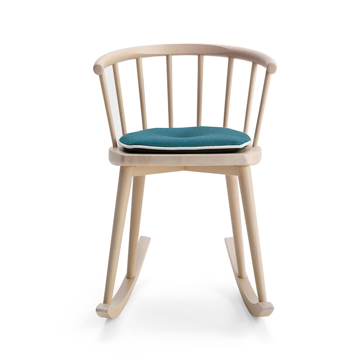 Sill&oacute;n de madera de madera con ceniza Sill&oacute;n de tela Asiento Asiento Sal&oacute;n Silla de ocio