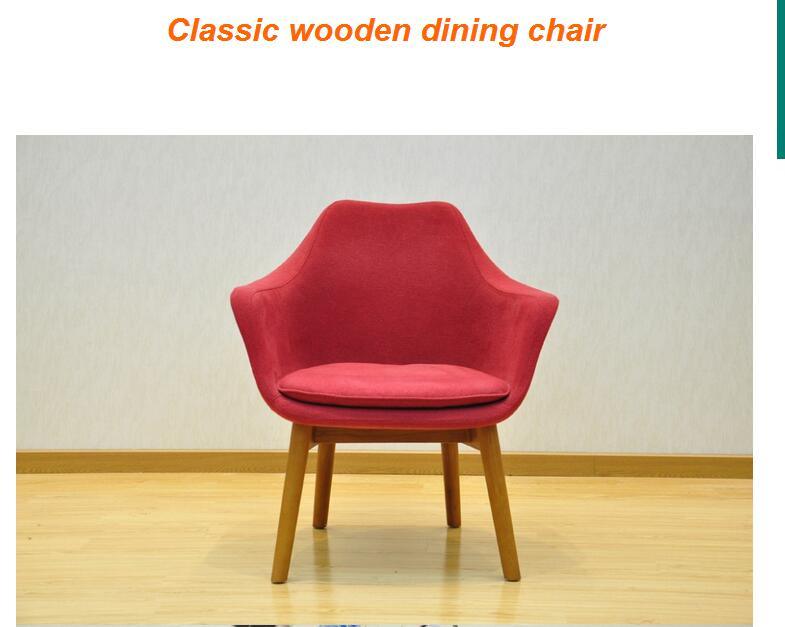 Silla de comedor de madera cl&aacute;sica