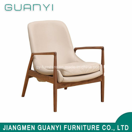 Wooden Legs Living Room Furniture with Cushion