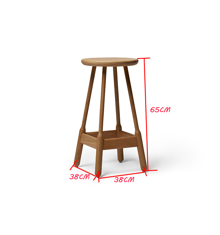 Mesa y sillas para la venta.